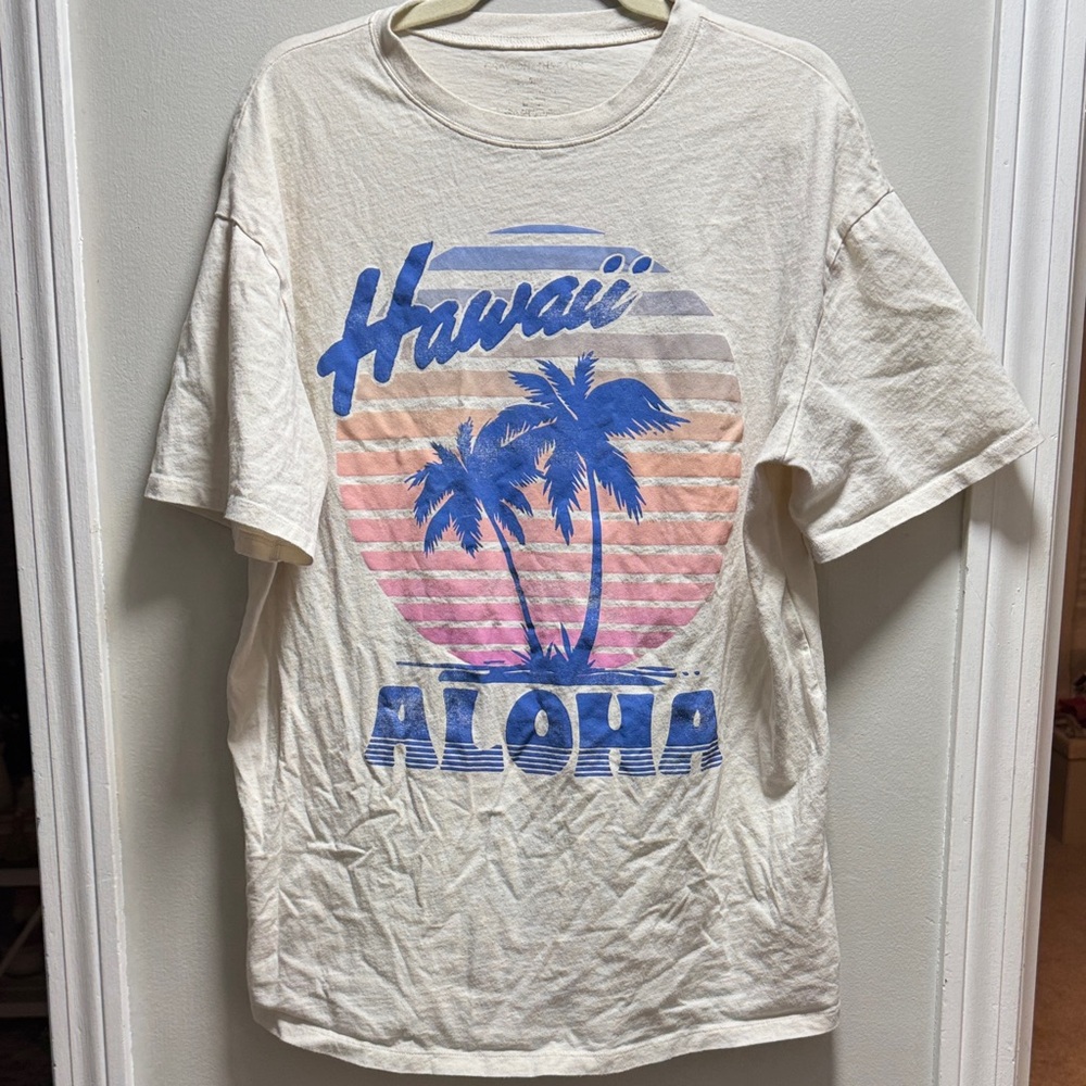 Hawaii Aloha Vintage Graphic T-Shirt